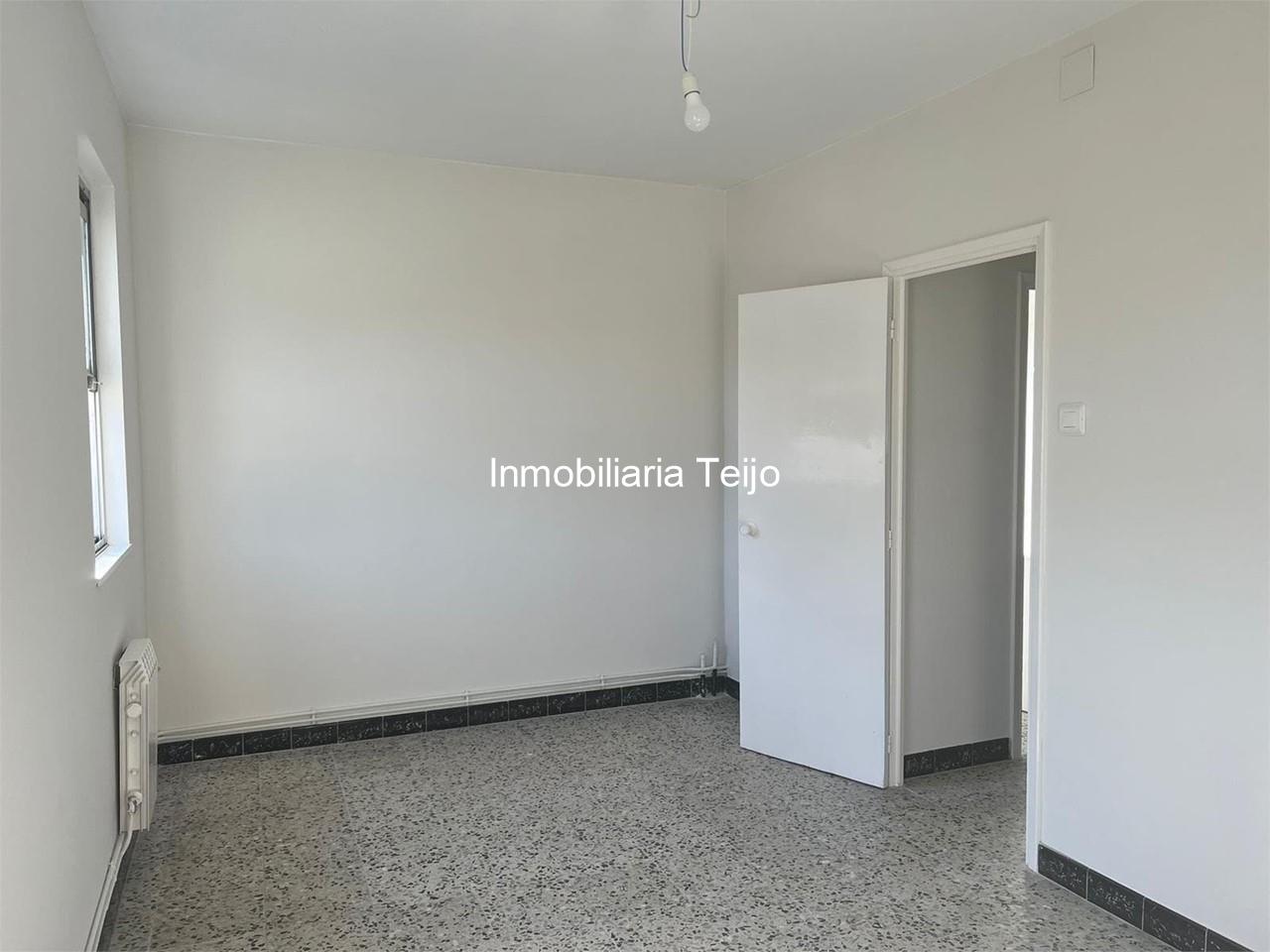 Foto 16 SE VENDE CHALET PAREADO EN CATABOIS