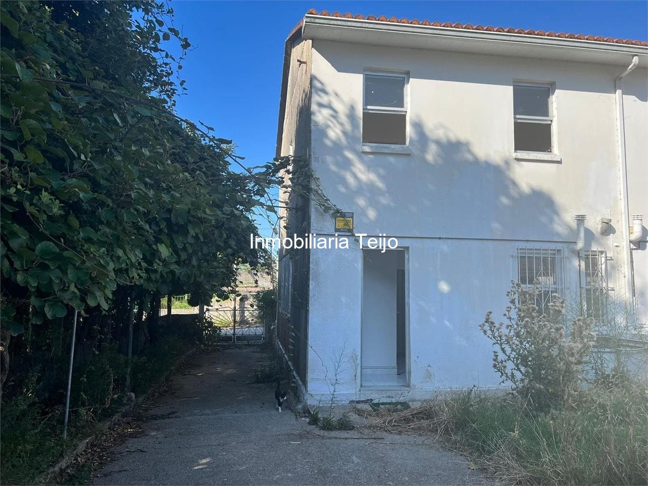 Foto 1 SE VENDE CHALET PAREADO EN CATABOIS