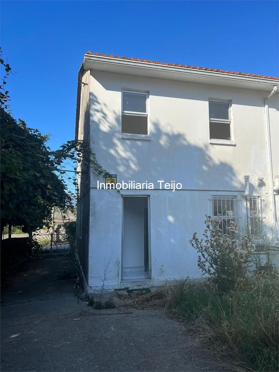 Foto 2 SE VENDE CHALET PAREADO EN CATABOIS