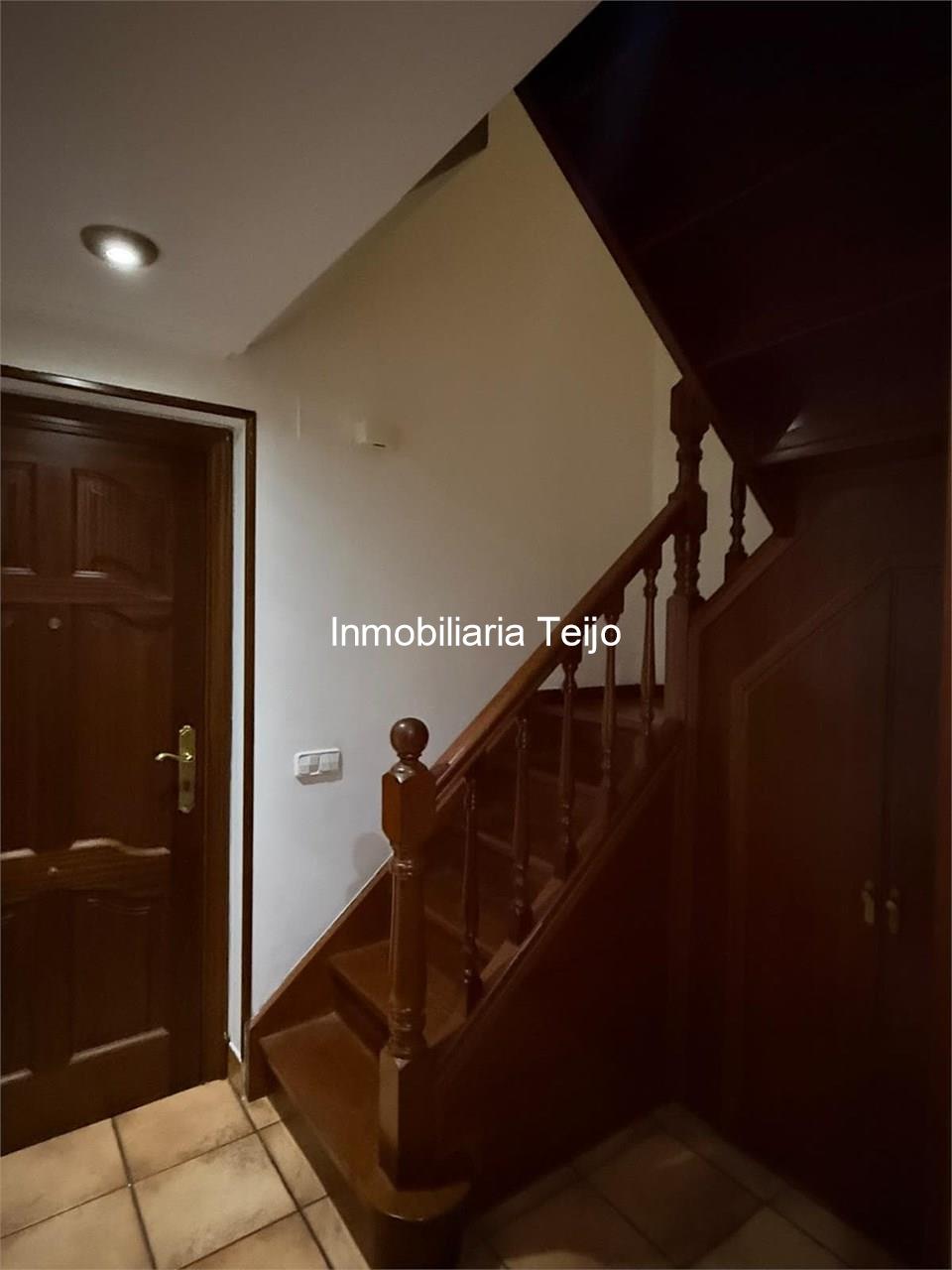 Foto 20 SE VENDE DUPLEX CON ASCENSOR, PLAZA DE GARAJE Y TRASTERO EN SANTA CECILIA