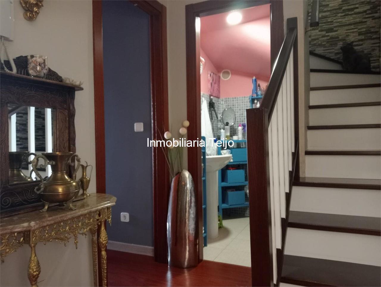 Foto 11 SE VENDE DUPLEX CON ASCENSOR, TRASTERO Y PLAZA DE GARAJE EN FREIXEIRO