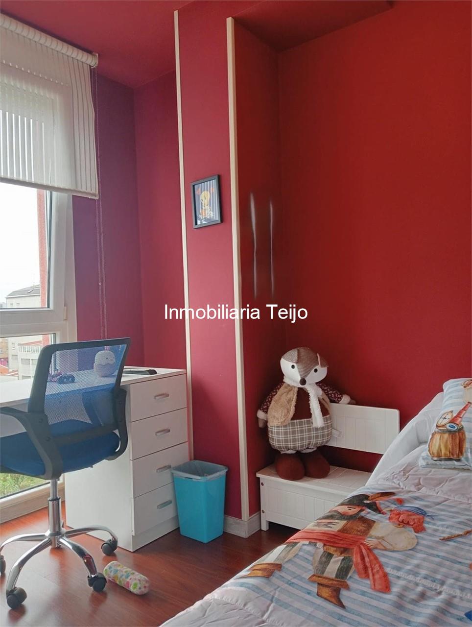 Foto 23 SE VENDE DUPLEX CON ASCENSOR, TRASTERO Y PLAZA DE GARAJE EN FREIXEIRO