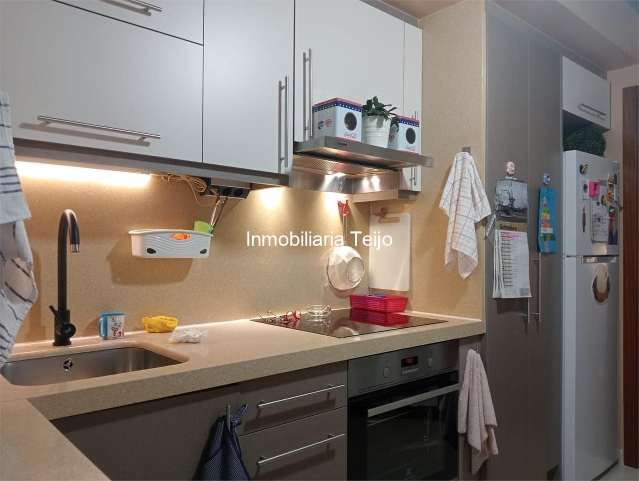 Foto 3 SE VENDE DUPLEX CON ASCENSOR, TRASTERO Y PLAZA DE GARAJE EN FREIXEIRO