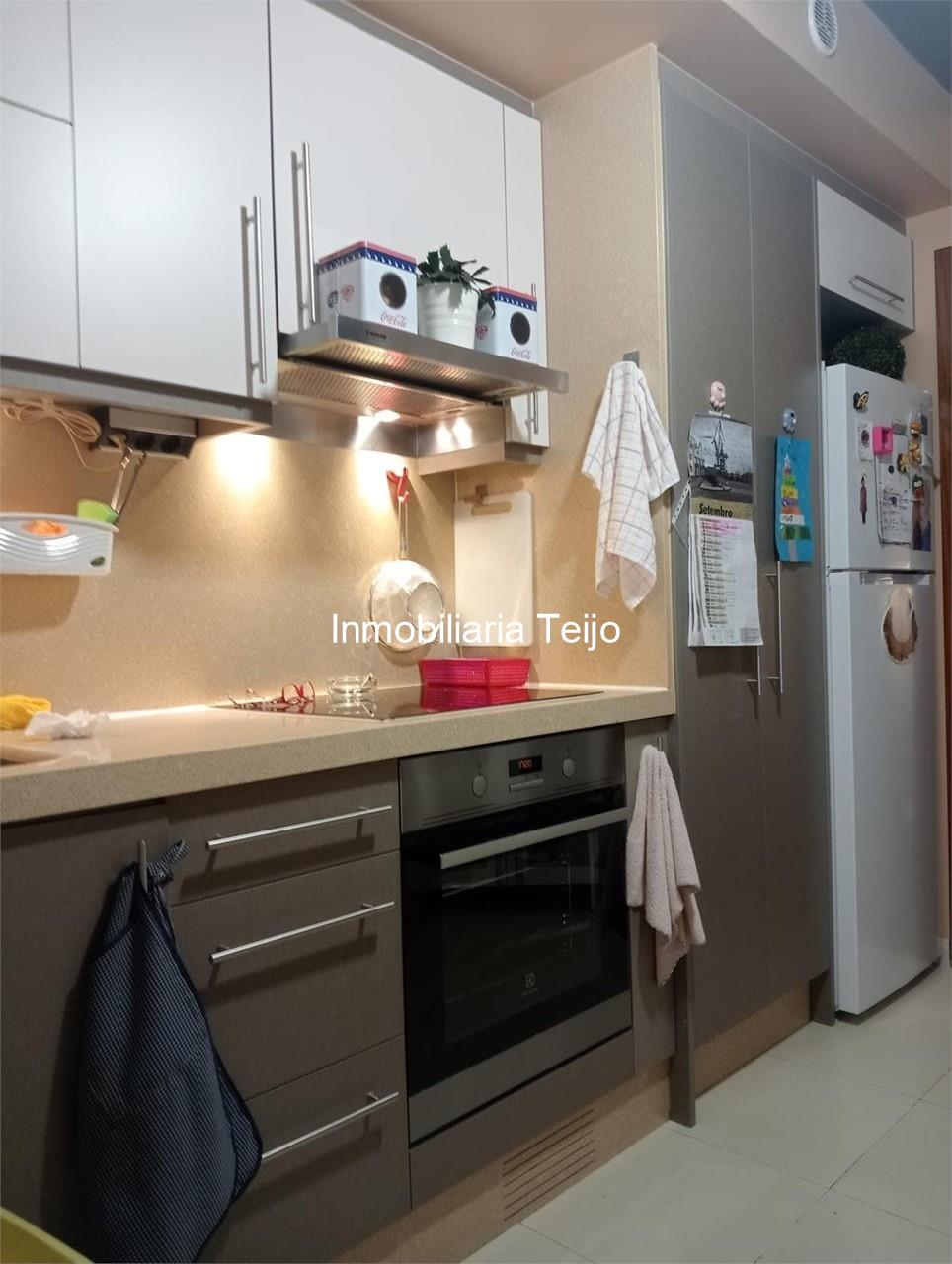 Foto 5 SE VENDE DUPLEX CON ASCENSOR, TRASTERO Y PLAZA DE GARAJE EN FREIXEIRO