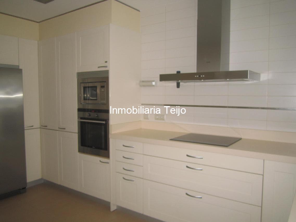 Foto 2 SE VENDE DUPLEX CON FINCA EN CATABOIS