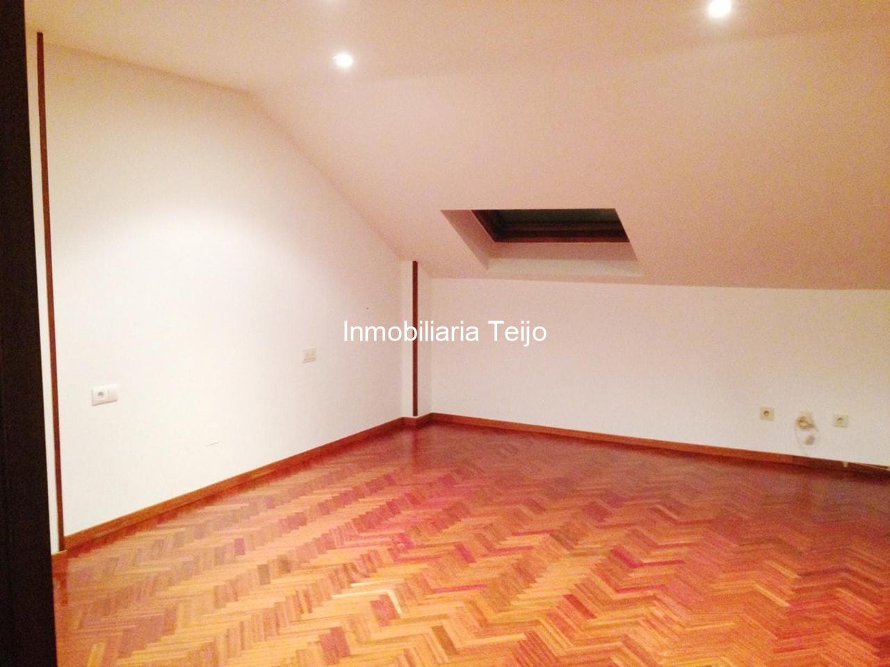 Foto 5 SE VENDE DUPLEX EN EL CENTRO DE FERROL