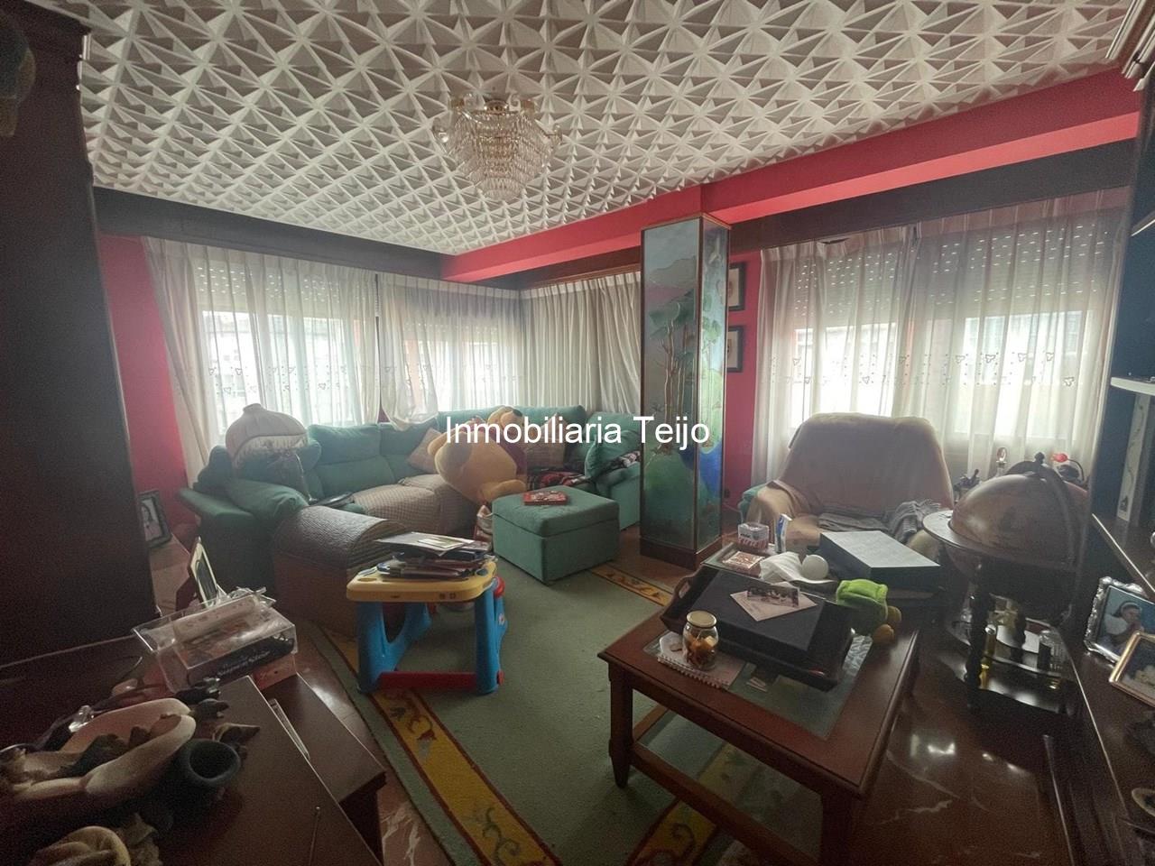 Foto 3 SE VENDE DUPLEX GRANDE Y LUMINOSO CON ASCENSOR 