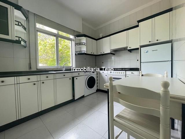 SE VENDE EDIFICIO CON DOS VIVIENDAS INDEPENDIENTES EN CATABOIS CON FINCA URBANA - Ferrol