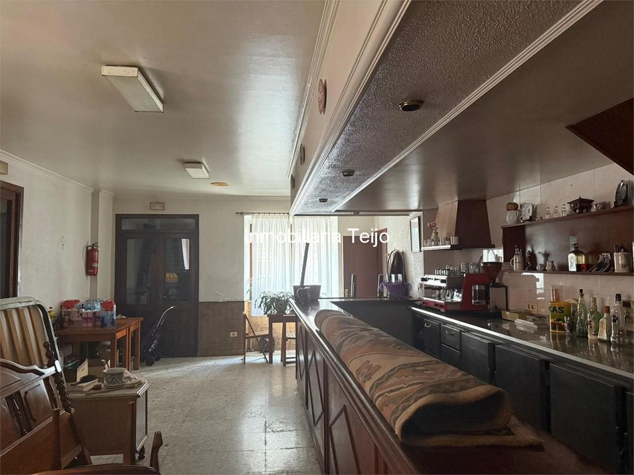 Foto 23 SE VENDE EDIFICIO DE PIEDRA CON BAJO COMERCIAL, VIVIENDA Y BAJO CUBIERTA DIÁFANO EN ESTEIRO