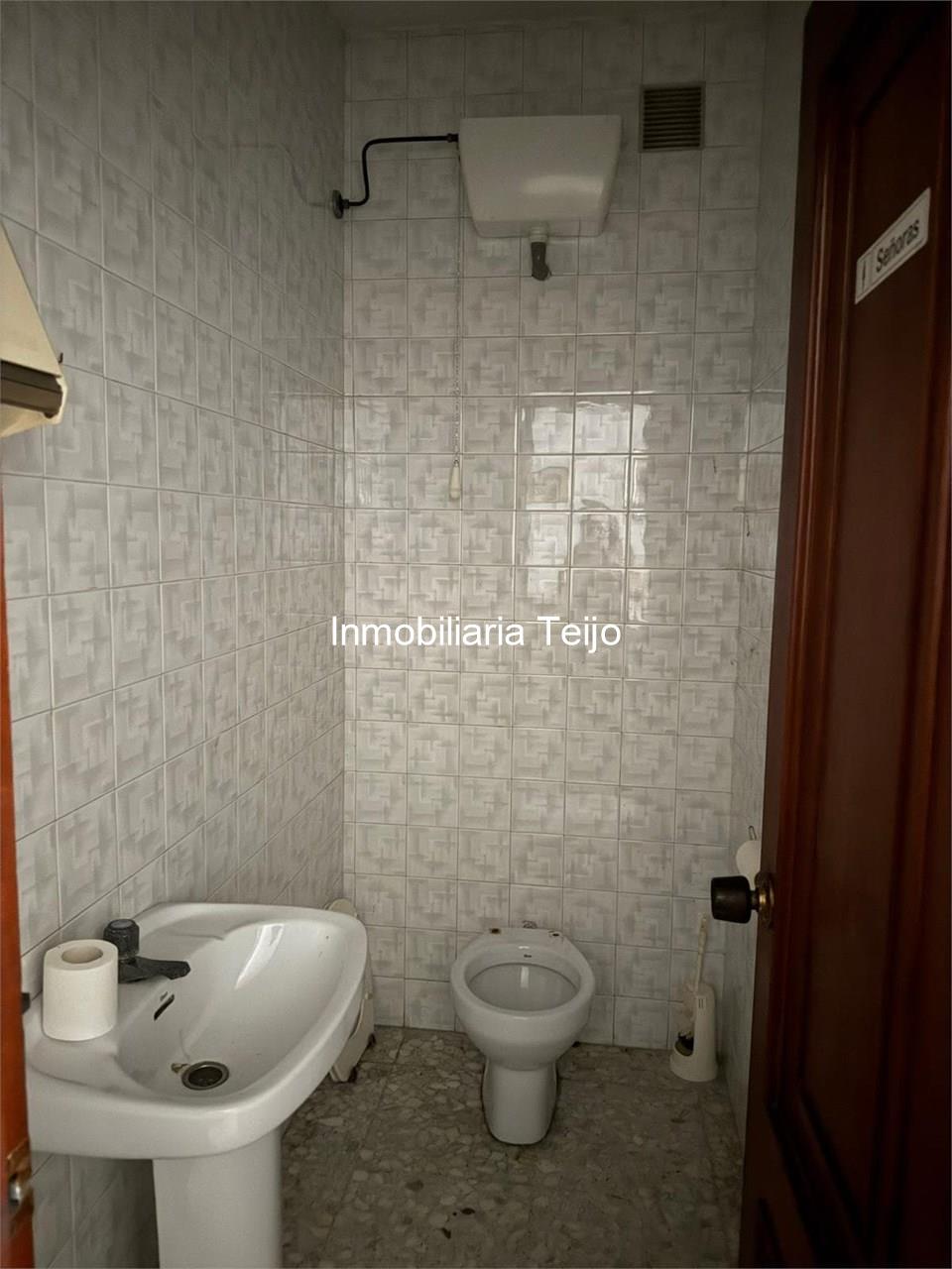 Foto 24 SE VENDE EDIFICIO DE PIEDRA CON BAJO COMERCIAL, VIVIENDA Y BAJO CUBIERTA DIÁFANO EN ESTEIRO