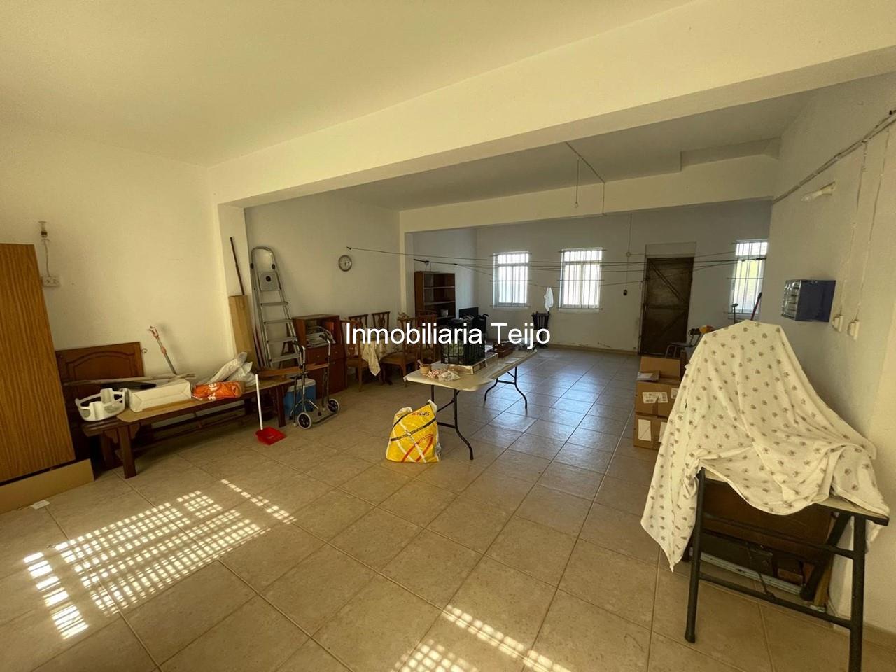 Foto 17 SE VENDE EDIFICIO EN JOANE
