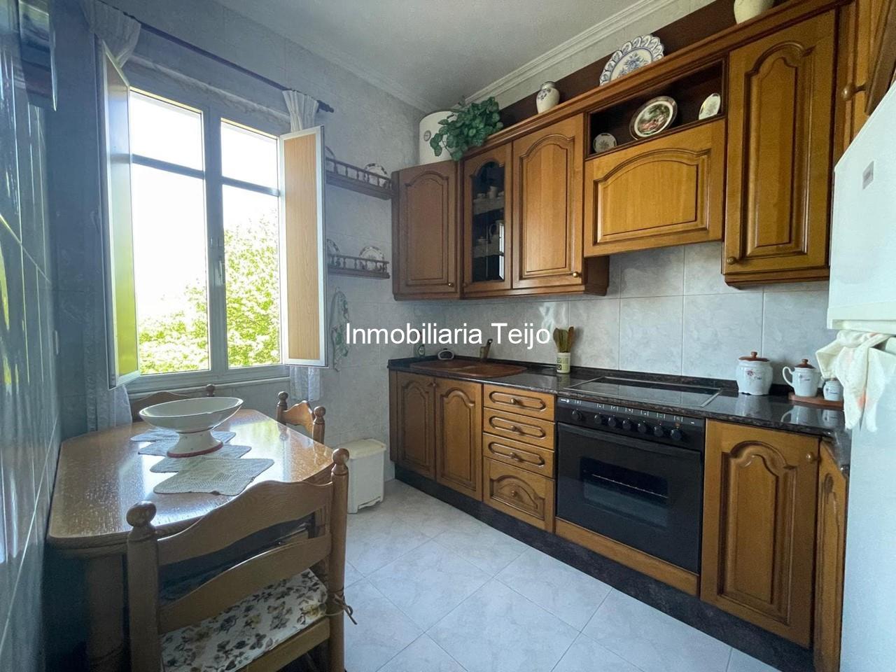 Foto 1 SE VENDE EDIFICIO EN JOANE
