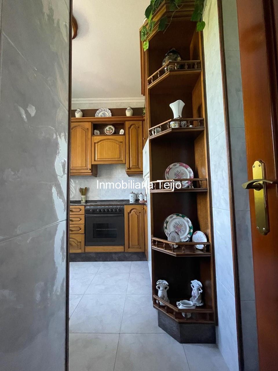 Foto 3 SE VENDE EDIFICIO EN JOANE