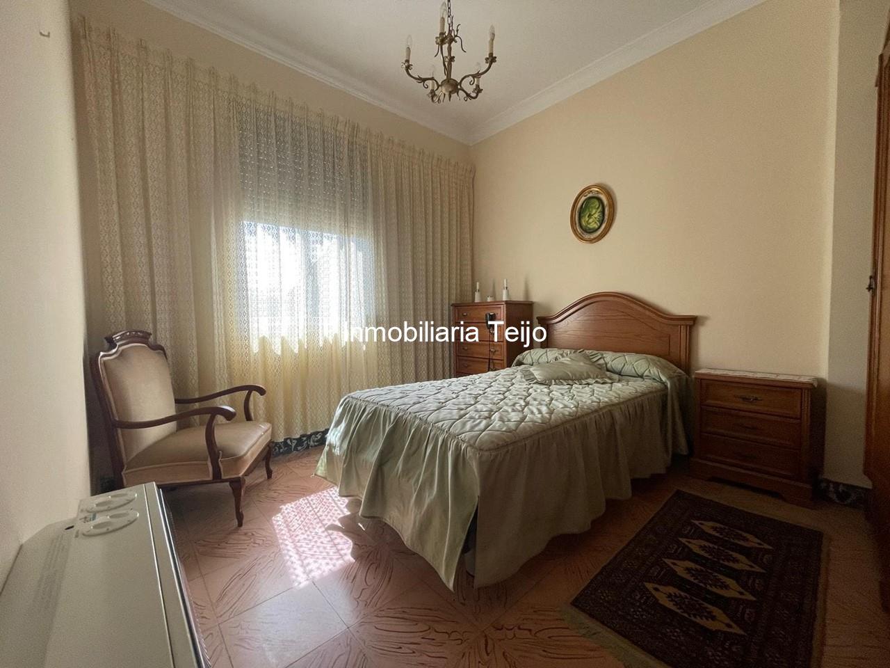 Foto 9 SE VENDE EDIFICIO EN JOANE