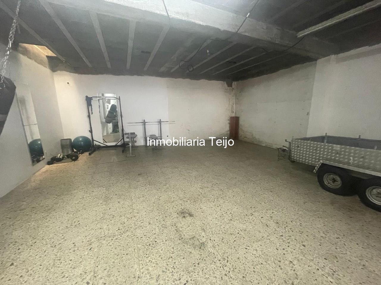 Foto 15 SE VENDE EDIFICIO EN MUY BUEN ESTADO DE CONSERVACIÓN EN FREIXEIRO