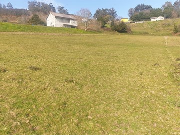 SE VENDE FINCA EDIFICABLE EN EL VAL  - Narón