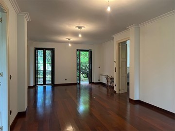 SE VENDE IMPRESIONANTE CASA EN MUGARDOS