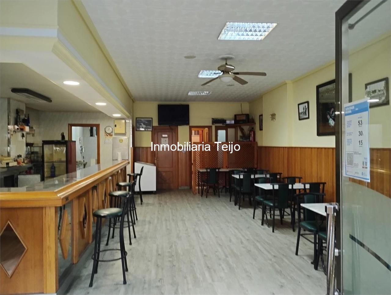 Foto 2 SE VENDE LOCAL COMERCIAL ACONDICIONADO COMO BAR EN FAJARDO