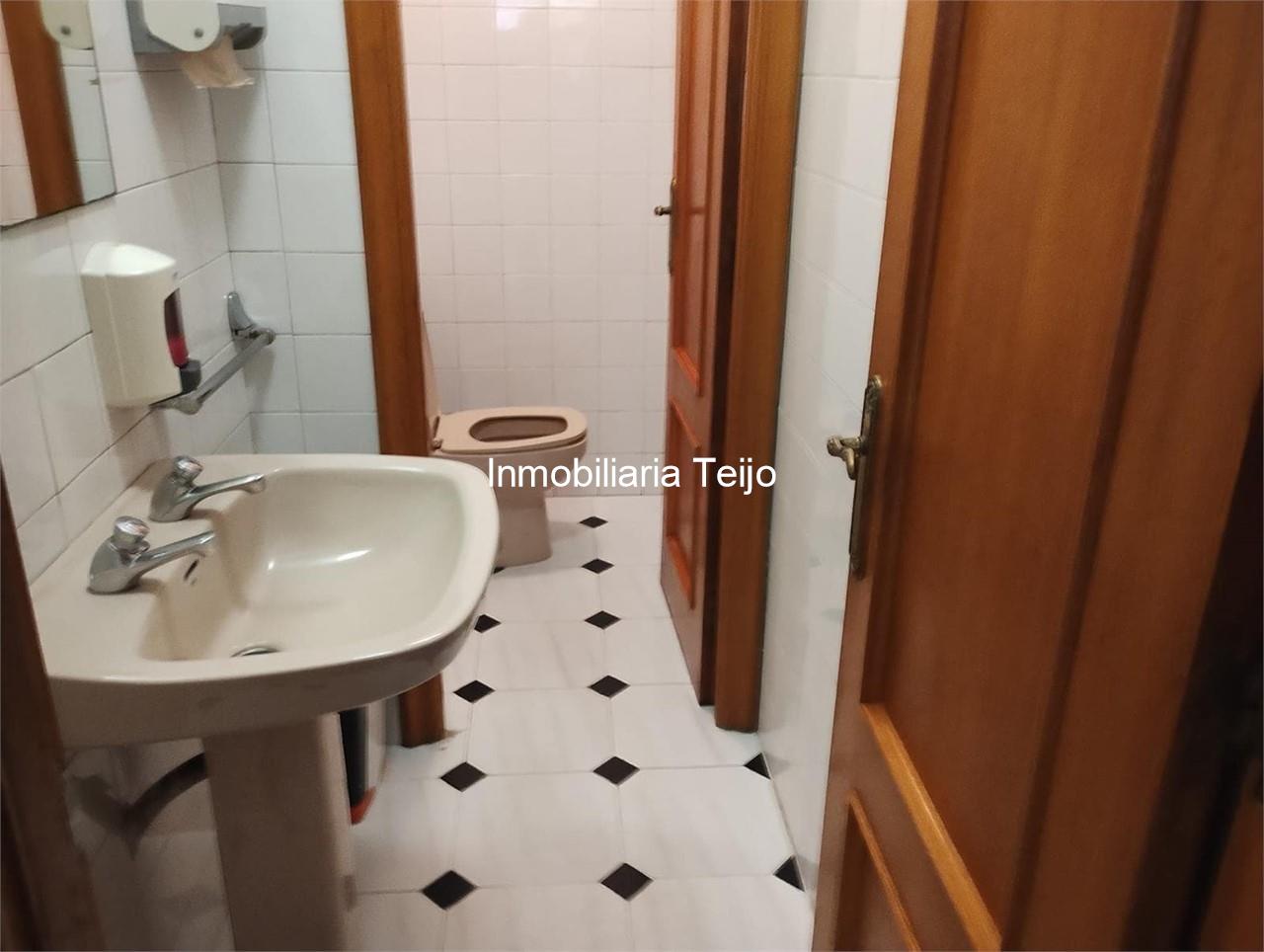 Foto 5 SE VENDE LOCAL COMERCIAL ACONDICIONADO COMO BAR EN FAJARDO