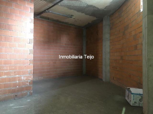 SE VENDE LOCAL EN CATABOIS - Ferrol