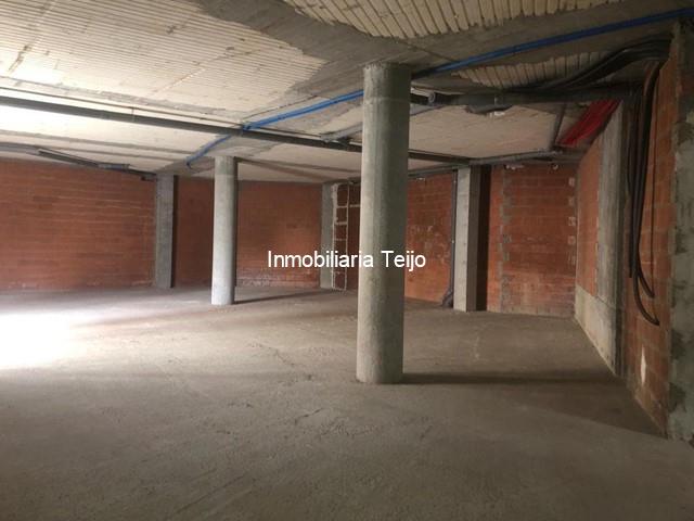 SE VENDE LOCAL EN CATABOIS - Ferrol