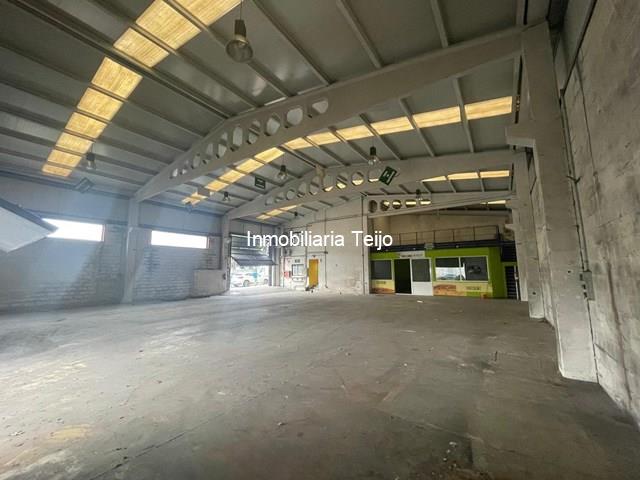 SE VENDE NAVE CON ÁREA DE COMERCIO Y OFICINAS EN CATABOIS - Ferrol