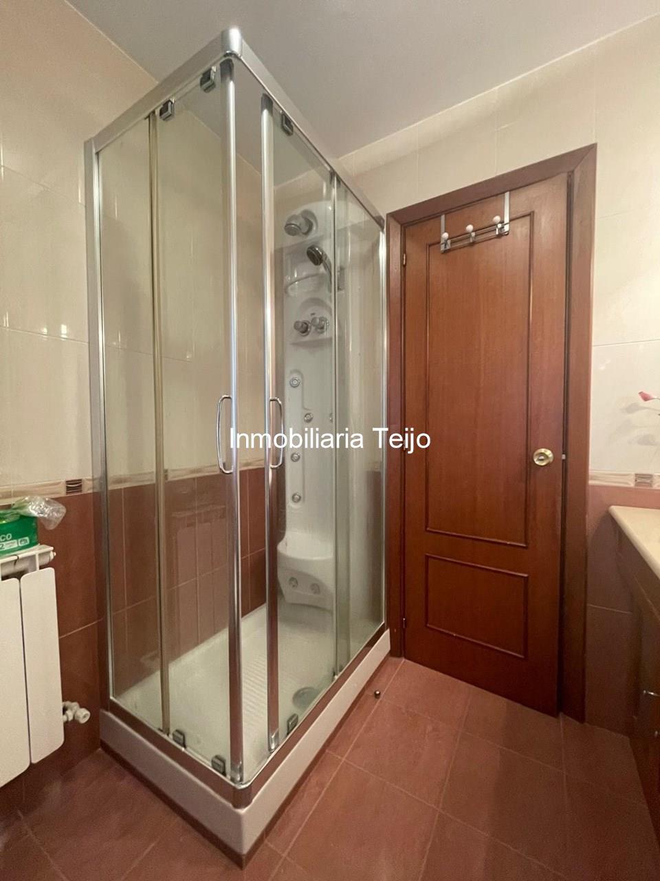 Foto 20 SE VENDE PISO AMPLIO CON ASCENSOR, CALEFACCIÓN Y TERRAZA CUBIERTA DE 30 M2 EN ENSANCHE A