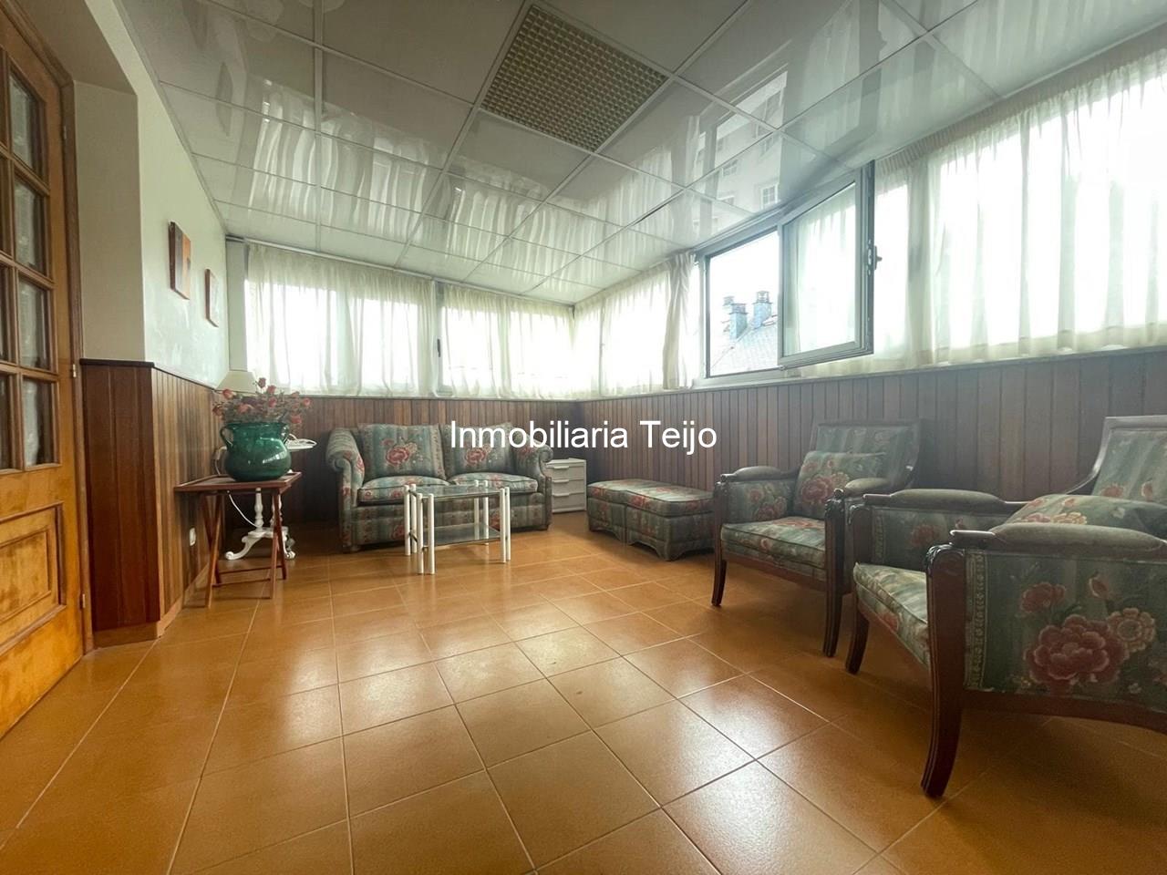 Foto 7 SE VENDE PISO AMPLIO CON ASCENSOR, CALEFACCIÓN Y TERRAZA CUBIERTA DE 30 M2 EN ENSANCHE A