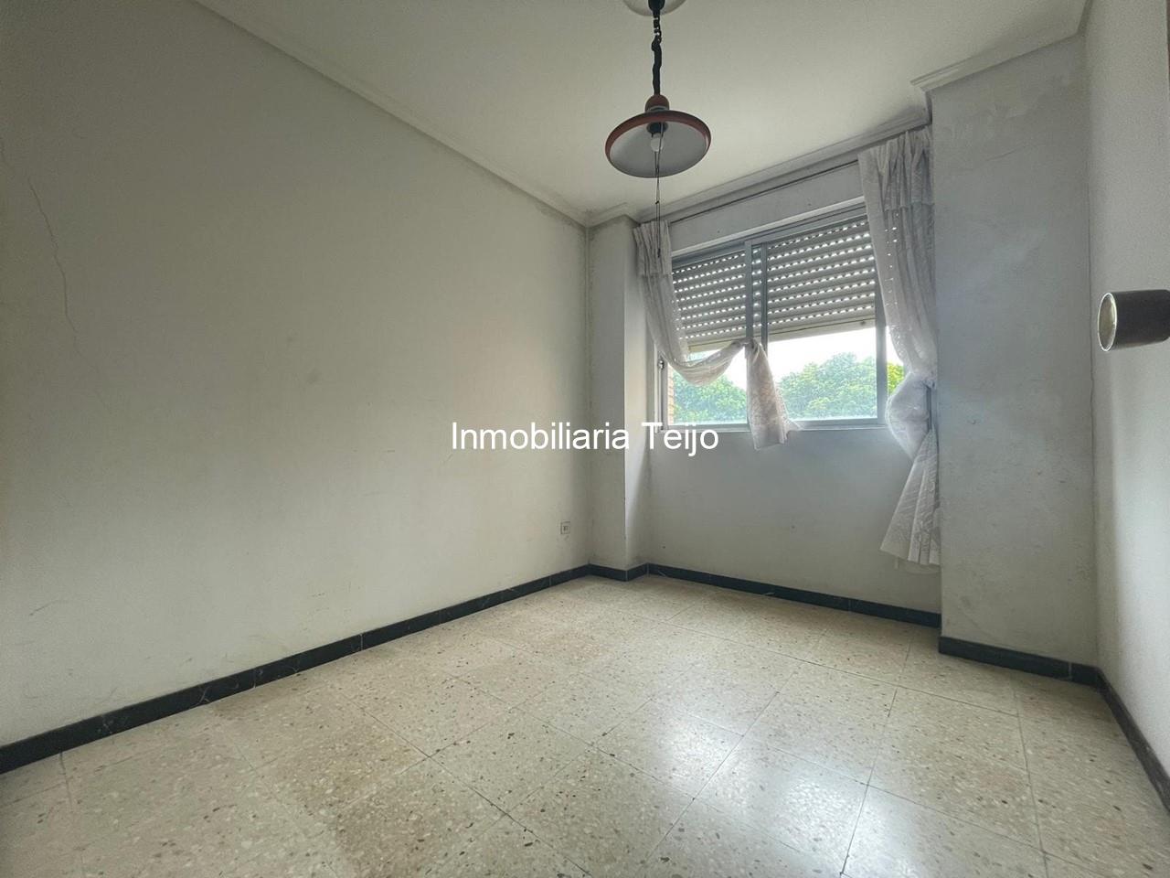 Foto 12 SE VENDE PISO AMPLIO CON ASCENSOR Y TRASTERO EN CANIDO