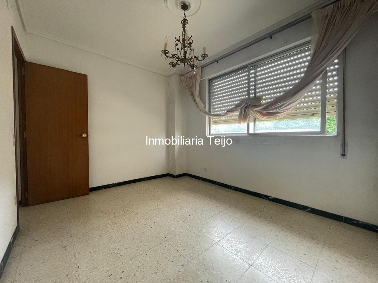 Foto 16 SE VENDE PISO AMPLIO CON ASCENSOR Y TRASTERO EN CANIDO