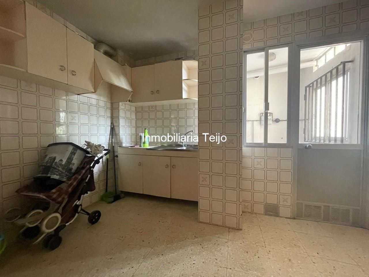 Foto 6 SE VENDE PISO AMPLIO CON ASCENSOR Y TRASTERO EN CANIDO