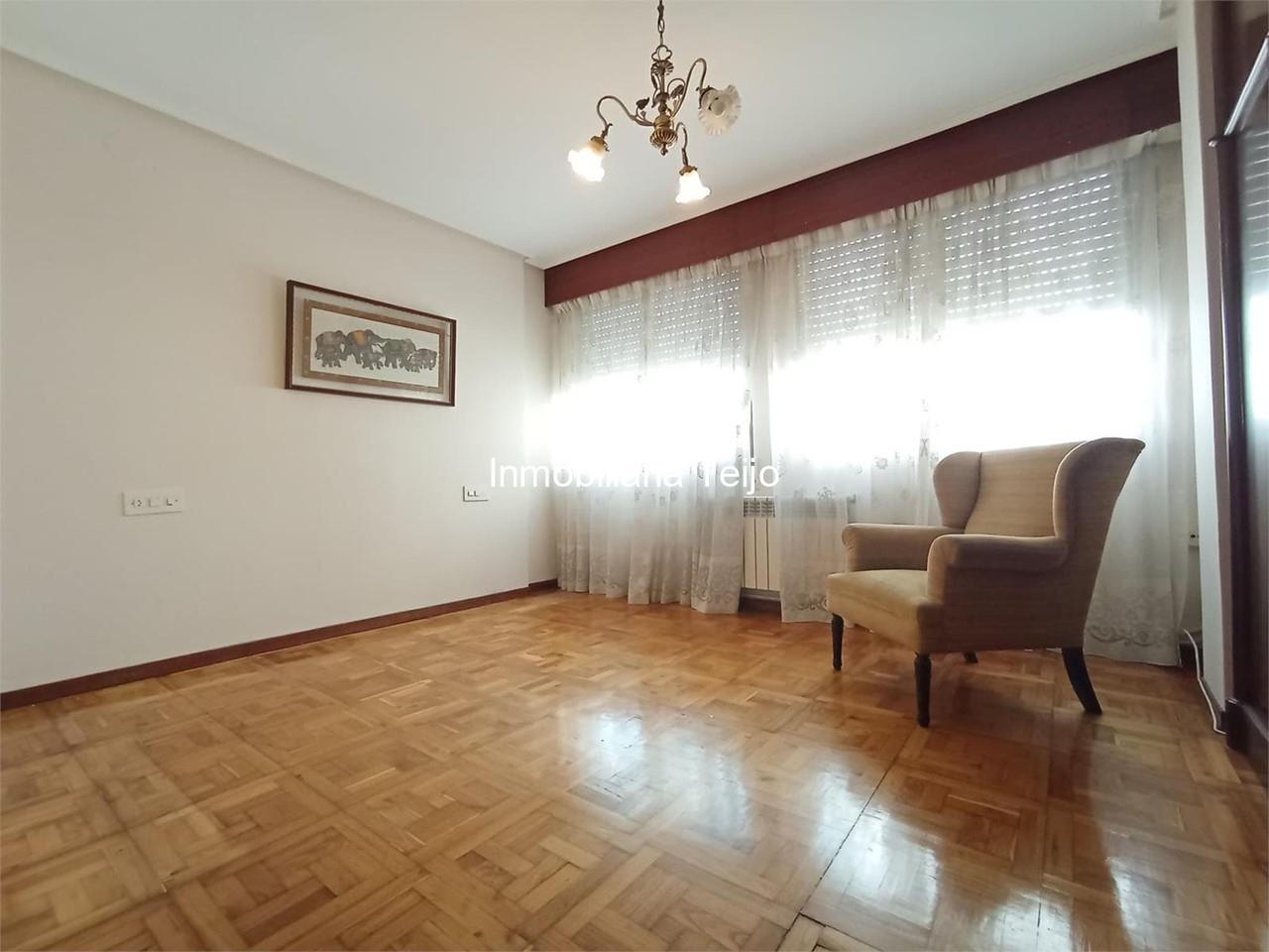 Foto 7 SE VENDE PISO AMPLIO CON BALCÓN EN PLAZA DE ESPAÑA