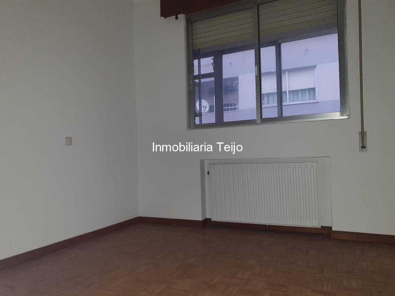 Foto 5 SE VENDE PISO AMPLIO CON CALEFACCIÓN Y ASCENSOR EN EL INFERNIÑO