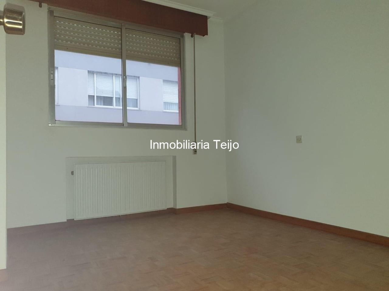 Foto 6 SE VENDE PISO AMPLIO CON CALEFACCIÓN Y ASCENSOR EN EL INFERNIÑO