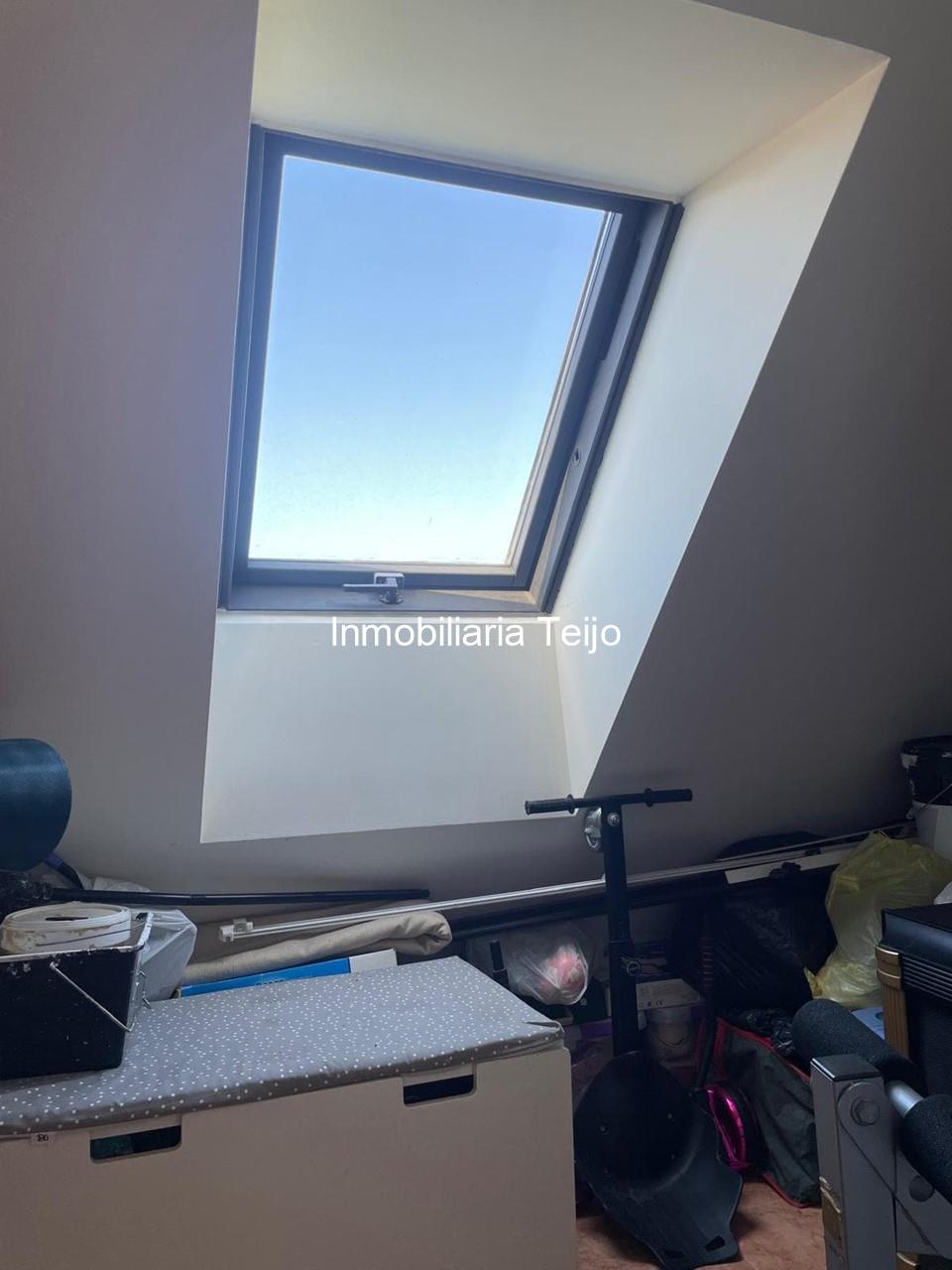 Foto 17 SE VENDE PISO AMPLIO CON GARAJE, TRASTERO Y ASCENSOR EN EL AUDITORIO DE NARÓN