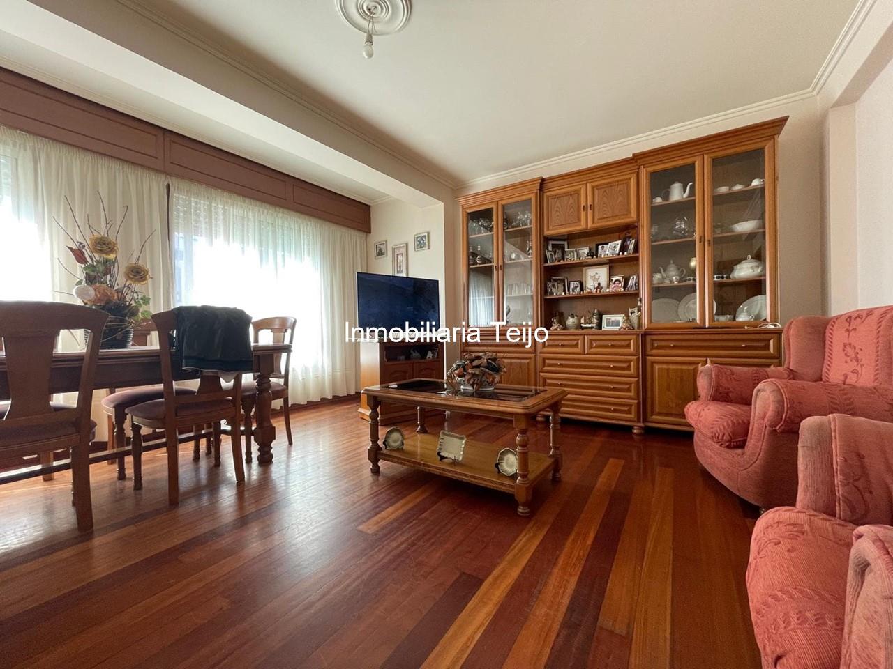Foto 5 SE VENDE PISO AMPLIO CON TRASTERO EN CATABOIS
