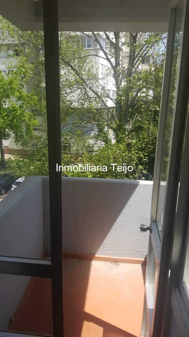 Foto 2 SE VENDE PISO AMPLIO CON TRES BALCONES EN CARANZA