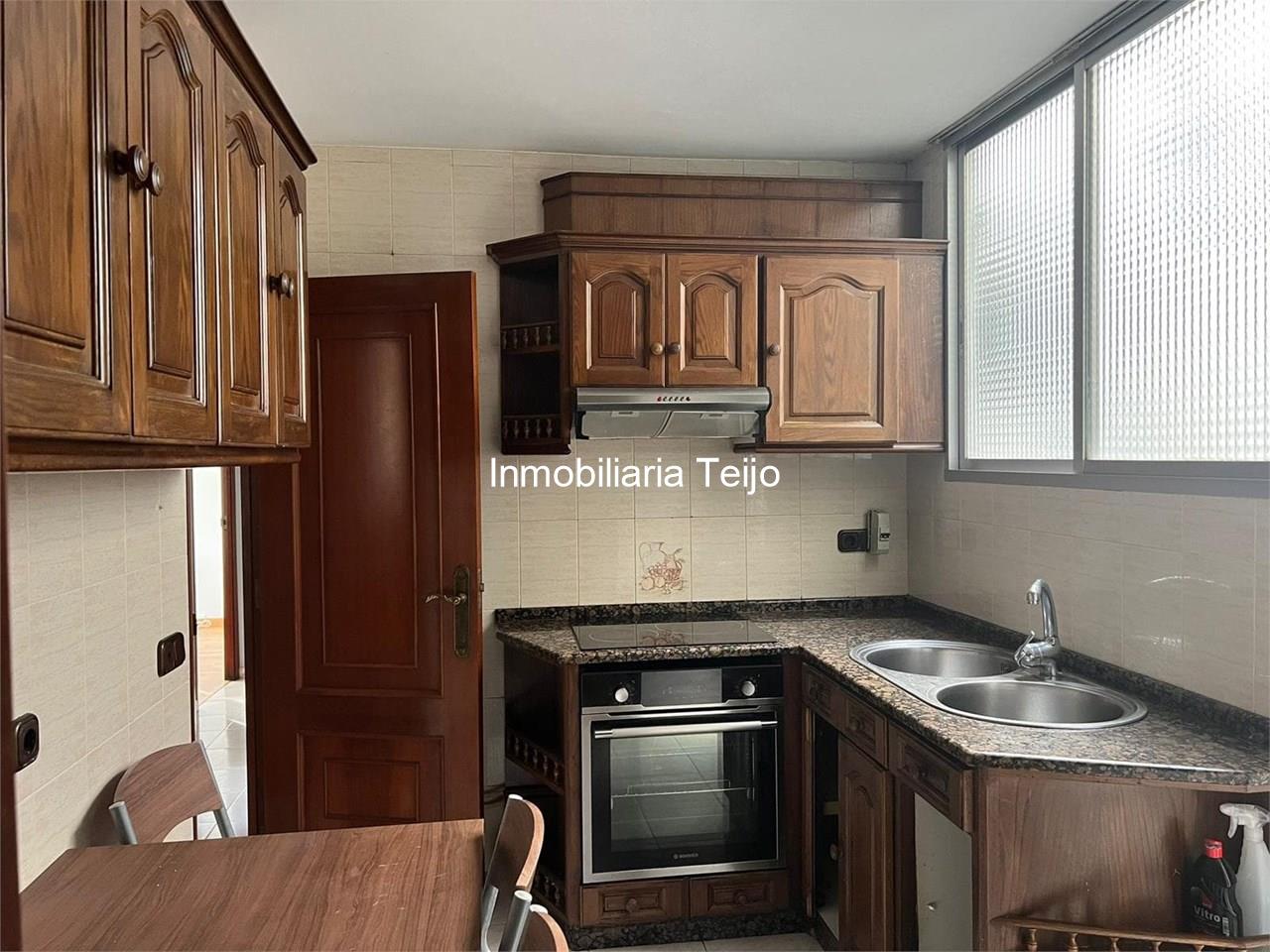 Foto 6 SE VENDE PISO AMPLIO EN CARANZA