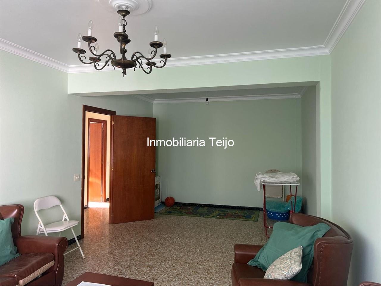 Foto 6 SE VENDE PISO AMPLIO EN EL ALTO DEL CASTAÑO