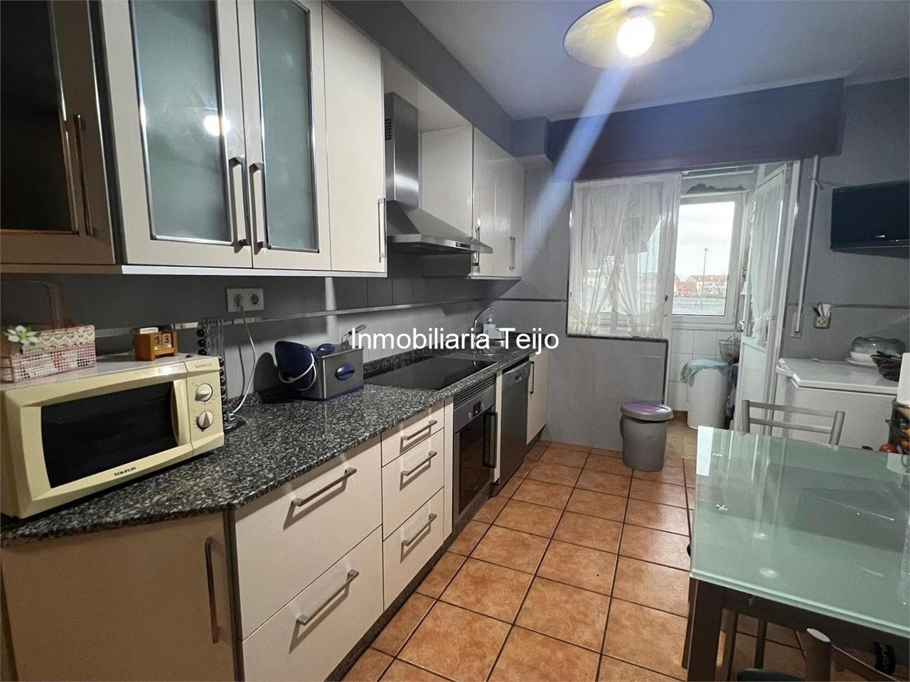 Foto 6 SE VENDE PISO AMPLIO EN PUERTA DE NEIRA