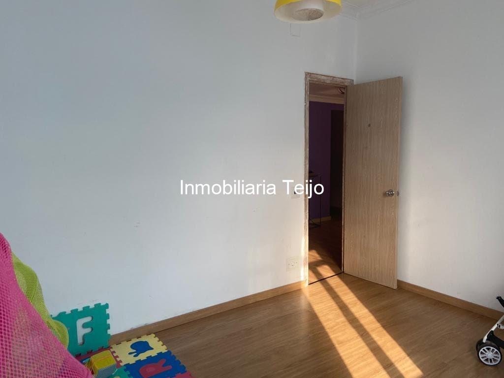 Foto 4 SE VENDE PISO AMPLIO EN XUBIA