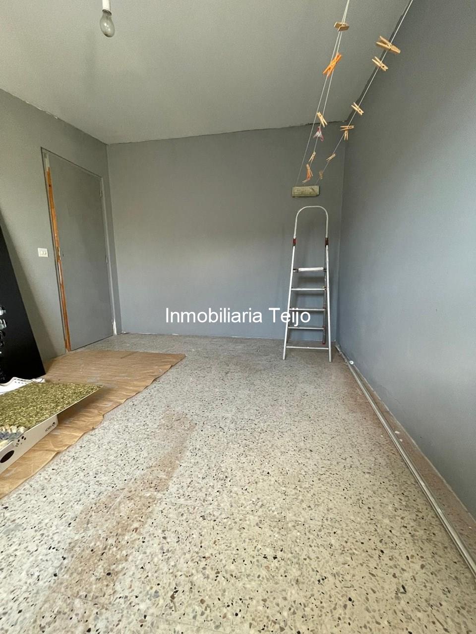 Foto 13 SE VENDE PISO AMPLIO REFORMADO CON TERRAZA Y TRASTERO