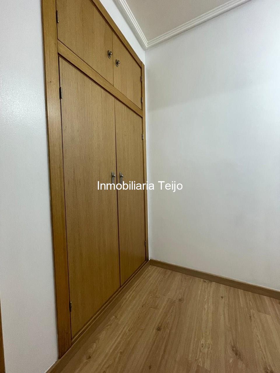 Foto 5 SE VENDE PISO AMPLIO REFORMADO CON TERRAZA Y TRASTERO