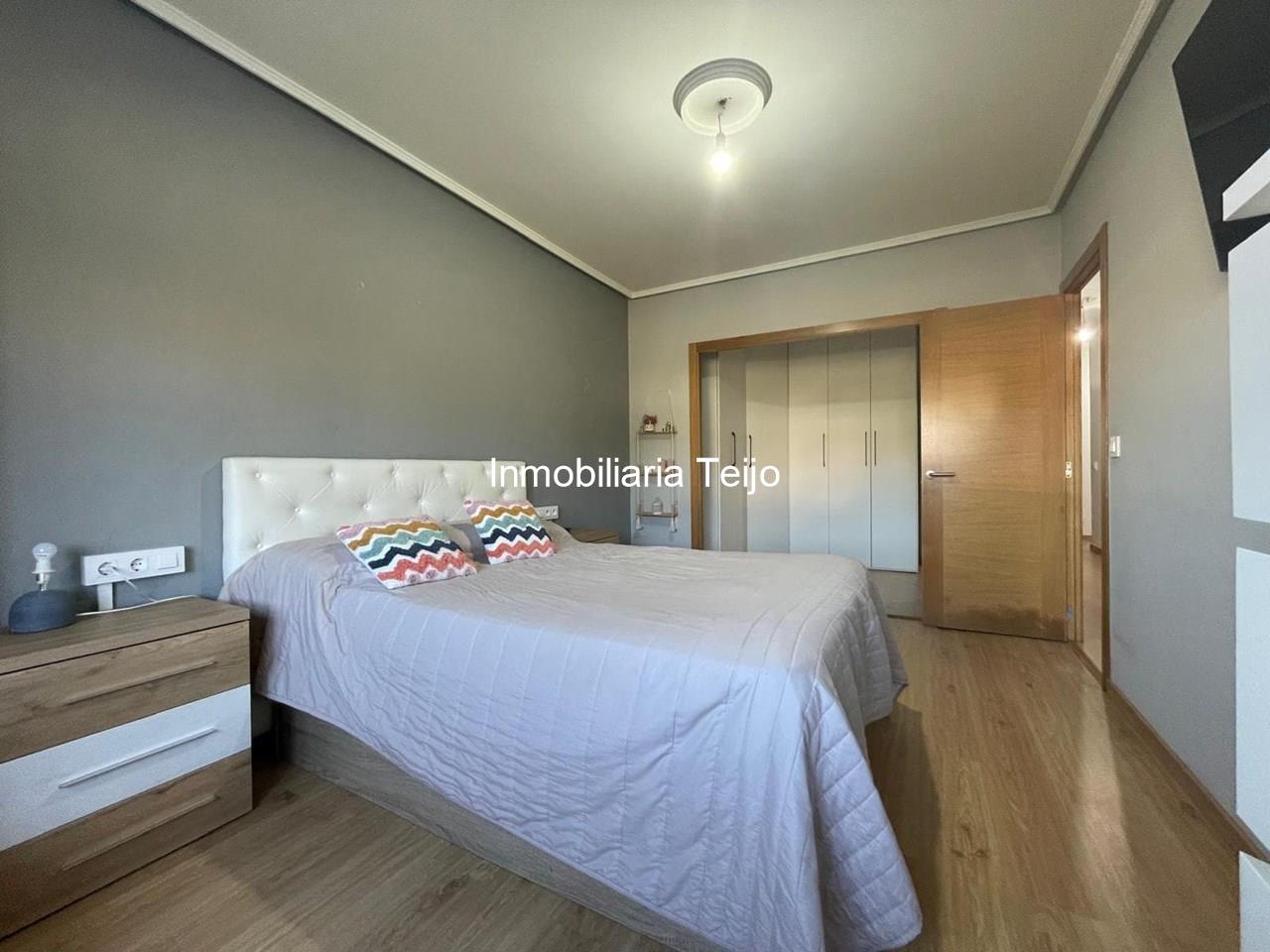 Foto 7 SE VENDE PISO AMPLIO REFORMADO CON TERRAZA Y TRASTERO