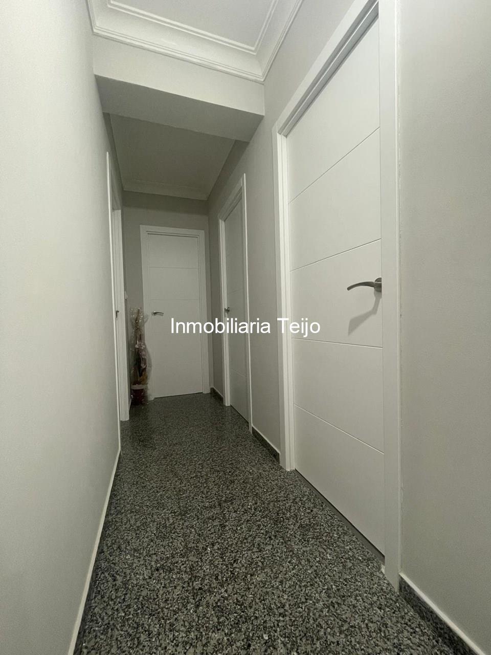 Foto 19 SE VENDE PISO AMPLIO REFORMADO GARAJE DE 150 M2, TRASTERO Y 2 TERRAZAS