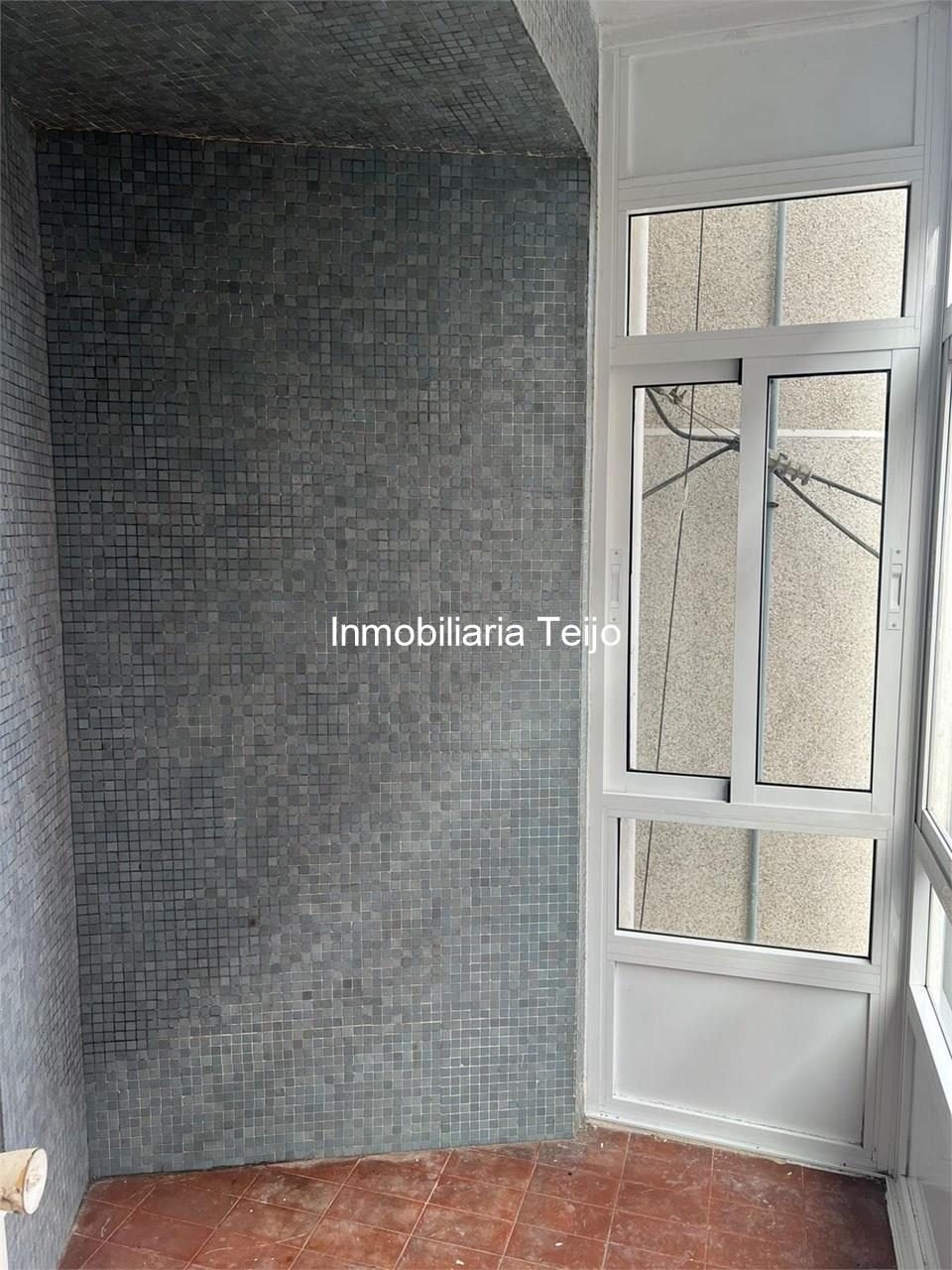 Foto 23 SE VENDE PISO AMPLIO REFORMADO GARAJE DE 150 M2, TRASTERO Y 2 TERRAZAS