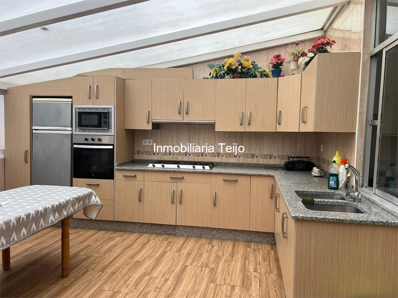 Foto 5 SE VENDE PISO AMPLIO REFORMADO GARAJE DE 150 M2, TRASTERO Y 2 TERRAZAS