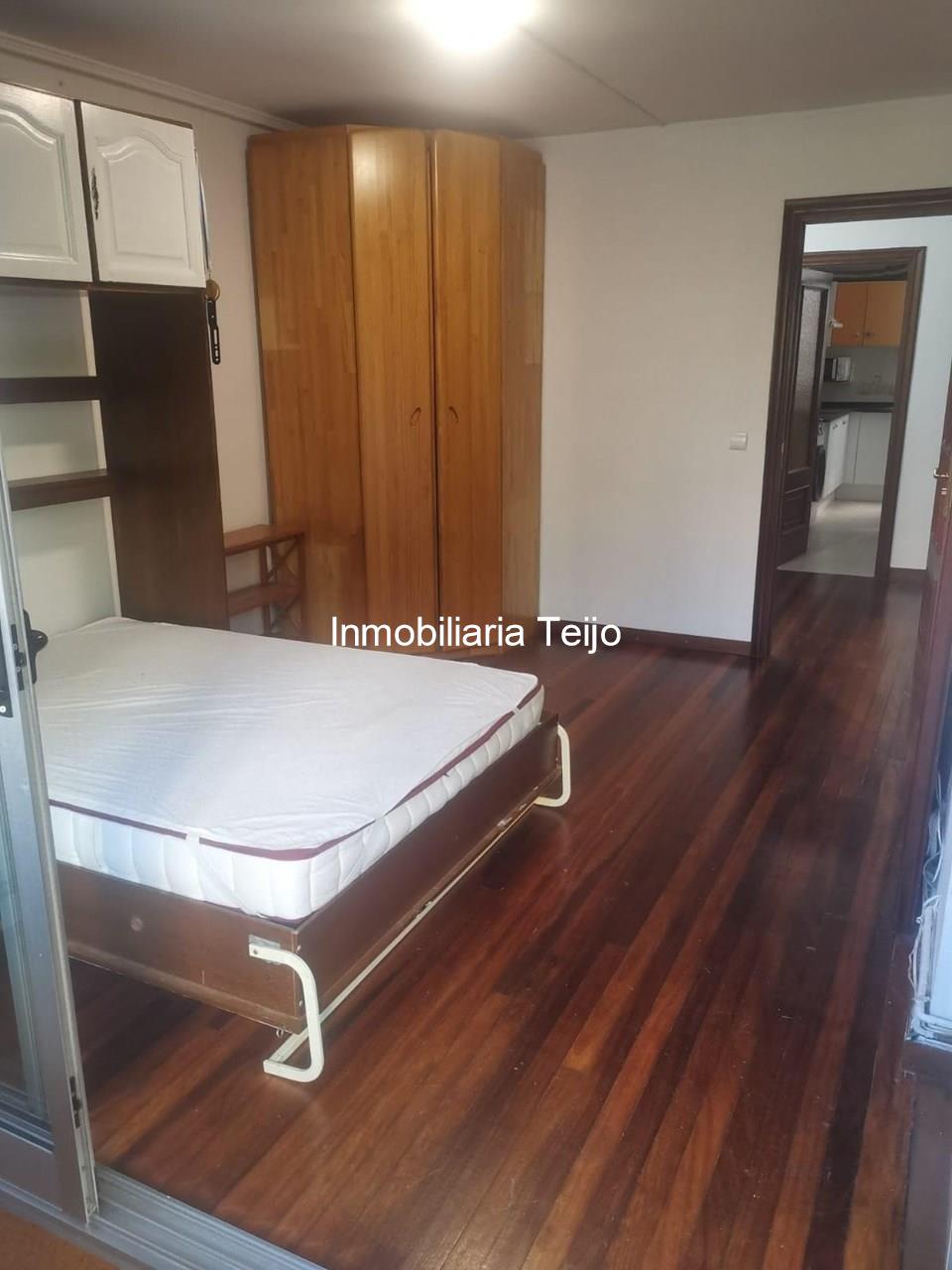 Foto 2 SE VENDE PISO AMPLIO Y LUMINOSO EN CARANZA