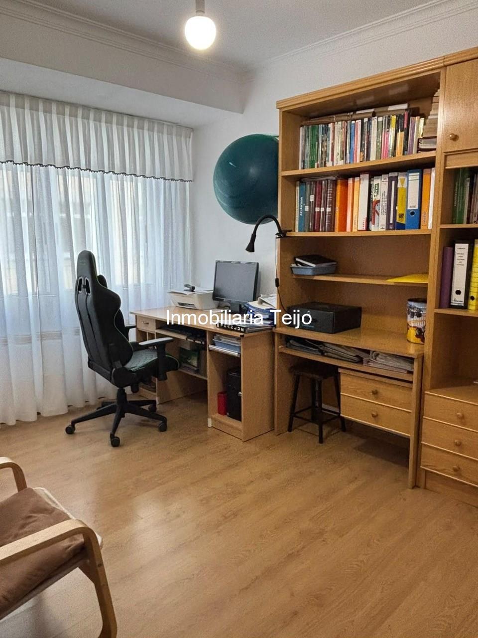 Foto 14 SE VENDE PISO AMPLIO Y REFORMADO EN SANTA CECILIA