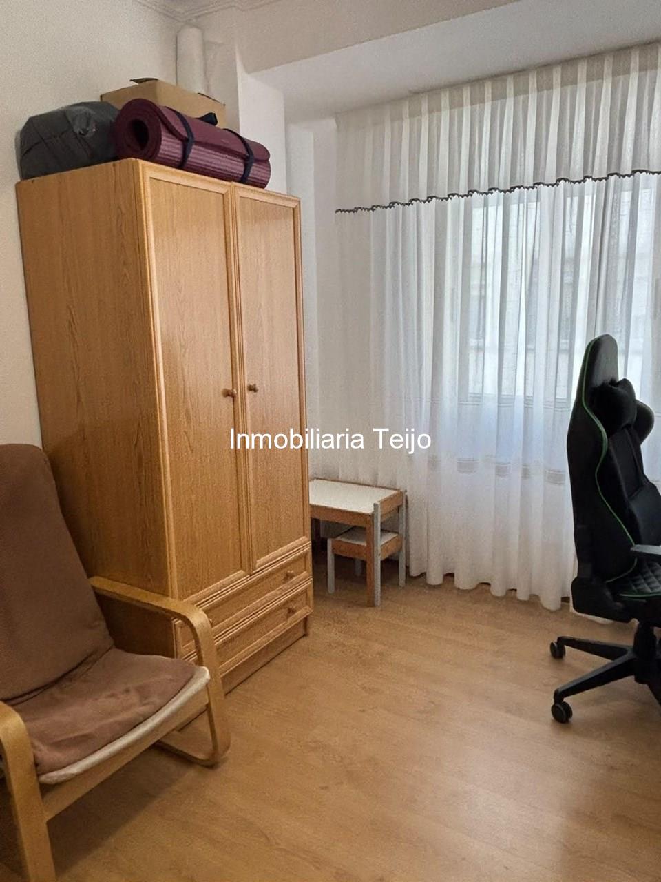 Foto 15 SE VENDE PISO AMPLIO Y REFORMADO EN SANTA CECILIA